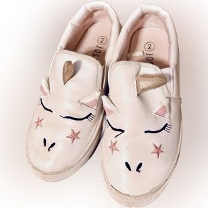 Size 2y Unicorn shoes 
Any girl will feel magical in these unicorn shoes!